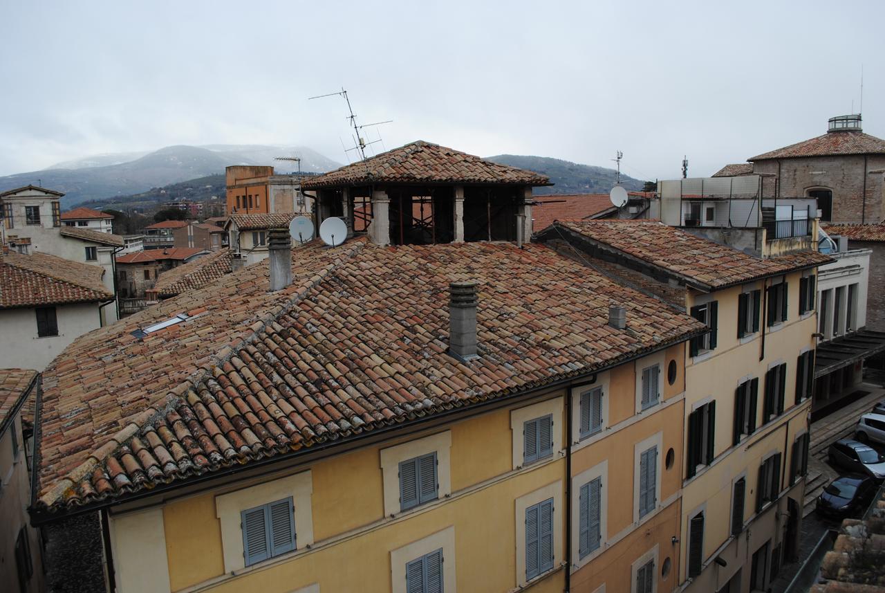 Hotel La Torretta Foligno Buitenkant foto